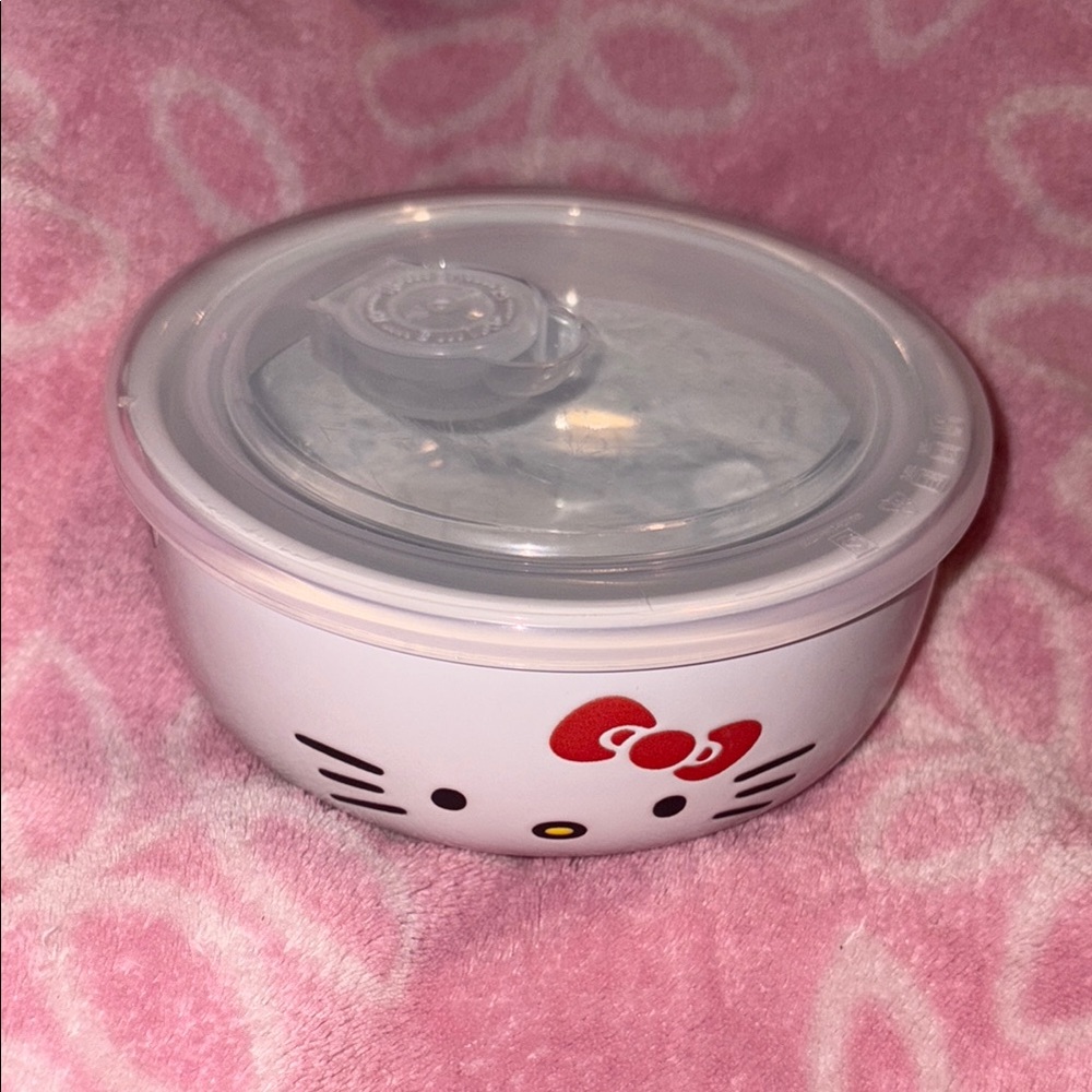 Hello Kitty Pink and White Bowl with Lid
